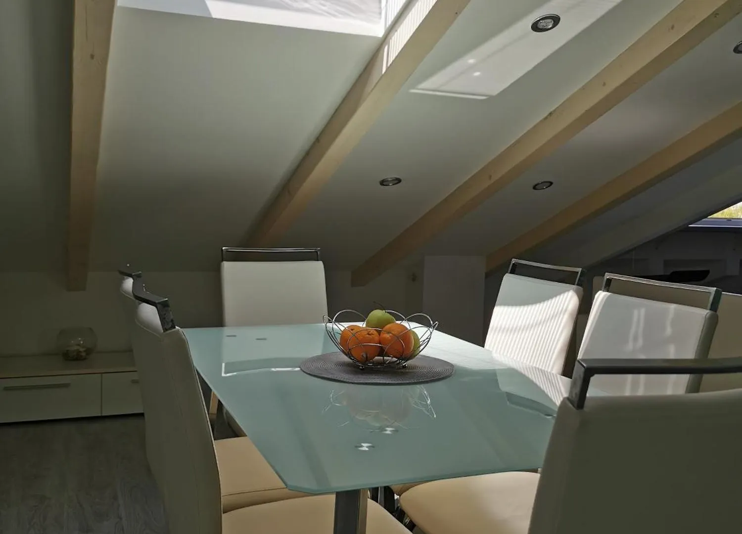 Apartman Nekic 3 크레스 아파트
