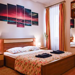 Charming Marine Style Cres